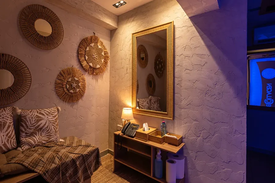 MegaSun standing solarium room with relaxation area at Rise Urban Art Hotel